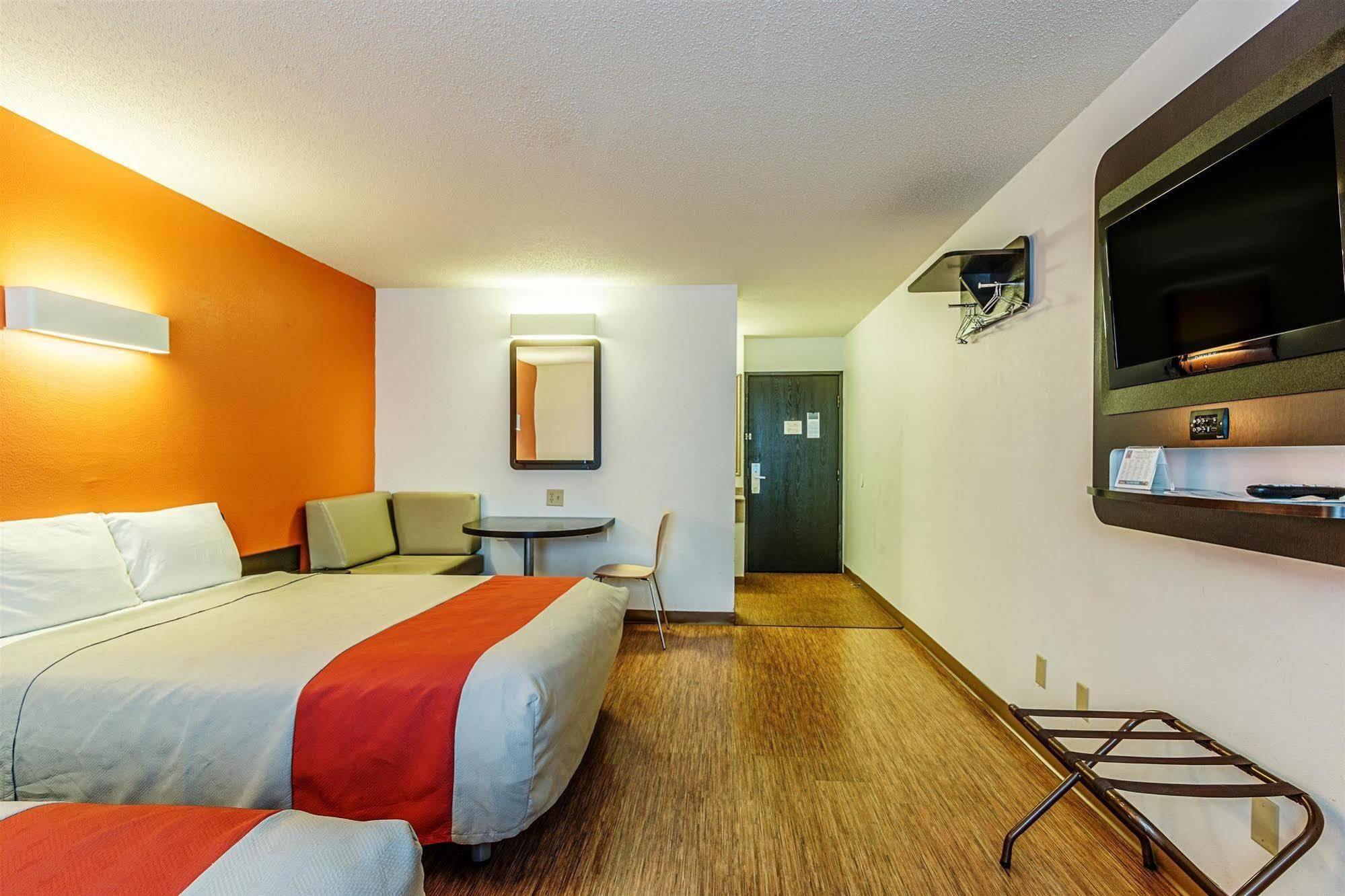 Motel 6-Wisconsin Rapids, Wi מראה חיצוני תמונה
